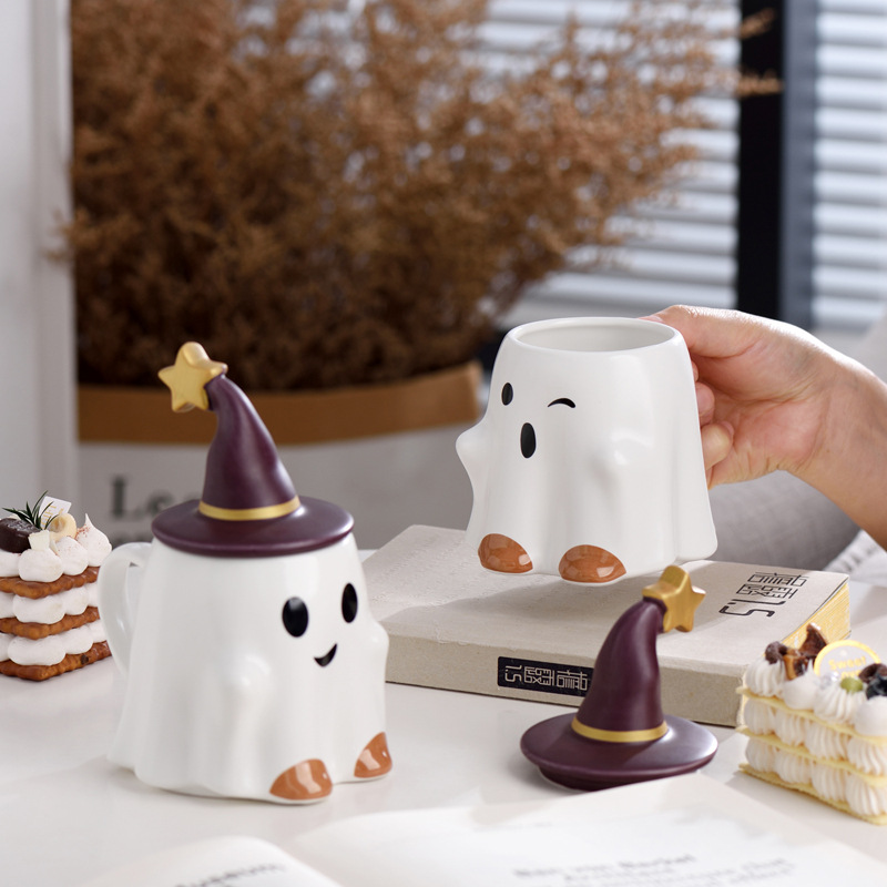 Halloween Ghost Cute Ceramic Mug Easter Elf Mug—Winking Ghost