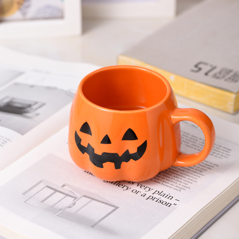 Halloween Gift Pumpkin Ceramic Mug Cartoon Holiday Mug